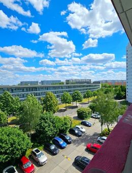Hauptstadtmaler-Bezugsfreie Wohnung mit Ausblick in guter Lage - Berlin