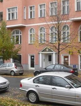 2 Zimmer Wohn/Gewerbeeinheit mit Hostel Genehmigung in Berlin-Weißensee! 13132 - Berlin