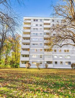 2-Zimmer-Wohnung mit sonniger Loggia und Potenzial in Forstenried! - München