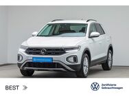 VW T-Roc, 1.0 TSI LIFE DIGITAL 16ZOLL, Jahr 2024 - Mühlheim (Main)