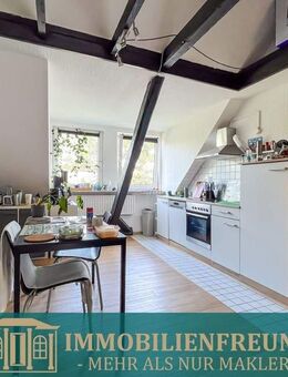 Vermietete Dachgeschosswohnung mit Galerieebene - perfekt als Kapitalanlage - Remscheid