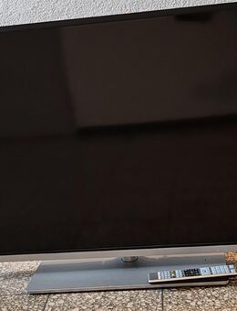 Toshiba TV (121cm diagonal) - Hemsbach