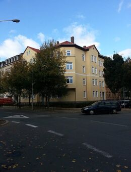 ATLAS IMMOBILIEN: Schöne Altbauwohnung mit Balkon - Erfurt
