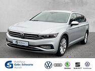 VW Passat Variant, 2.0 TDI Elegance, Jahr 2021 - Aurich