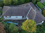 Bungalow ca. 168 m² mit Doppelgarage und Garten in Mülheim-Saarn - Mülheim (Ruhr)