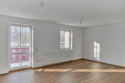 NEU SANIERT !!! Appartement mit Balkon in ruhiger Lage von Döbeln zu vermieten !!!