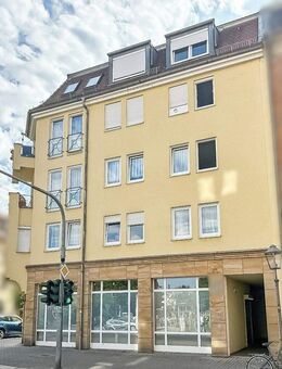 Tolle 2-Zimmer-Dachgeschoss-Wohnung mit Aufzug und Tiefgaragenstellplatz in Dresden-Striesen - Dresden