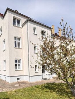 Flexibles 3-Parteien-Haus mit Garten, Pool & Solartechnik - Bennewitz