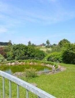 164 m² Wohnkomfort: 4 Zimmer mit Balkon, Garage & Garten - Dunningen