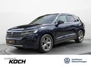 VW Touareg, 3.0 TDI Elegance R-Line, Jahr 2023 - Gaildorf