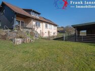Freistehendes Einfamilienhaus mit 8 Hektar in Alleinlage in Hillesheim - Hillesheim (Landkreis Vulkaneifel)