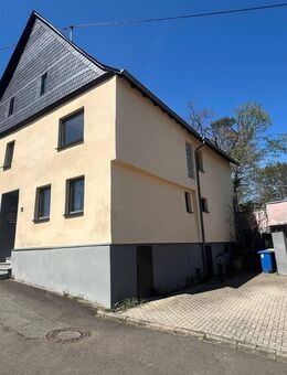 PREISREDUZIERUNG! Großzügiges, gepflegtes Einfamilienhaus in Gemünden/Hunsrück zu verkaufen. - Gemünden (Landkreis Rhein-Hunsrück-Kreis)