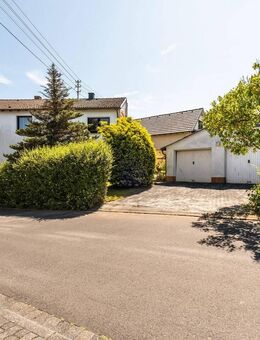 MANNELLA *Zweifamilienhaus mit herrlicher Aussicht* in Wahlrod - Wahlrod