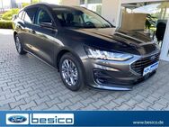 Ford Focus, Titanium X MHEV, Jahr 2024 - Glauchau