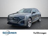 Audi Q8, S line 55 quattro, Jahr 2024 - Saarbrücken