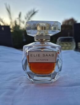 ELIE SAAB Eau de Parfum Intense - Bad Breisig