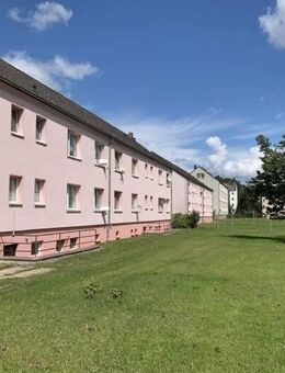 Eine schöne sanierte 2-Raum-Wohnung wartet auf Sie! :) - Plattenburg