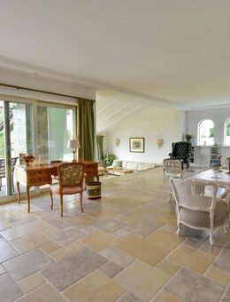 Großzügiges Familiendomizil mit Pool und herrlichem Weitblick in Niederwenigern - Hattingen