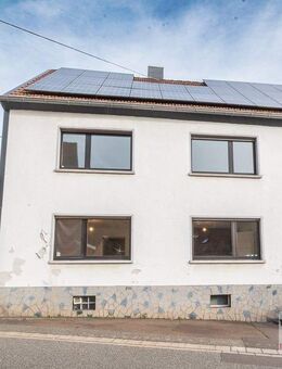 WOHNKOMFORT - gepflegtes Einfamilienhaus mit Garage, Garten und PV-Anlage in Namborn-Furschweiler! - Namborn