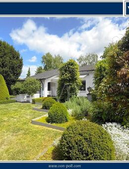 VON POLL - BAD HOMBURG: Großzügiger Bungalow mit Einliegerwohnung, parkähnlichem Garten und Garage - Bad Homburg (Höhe)