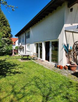 Großzügiges EFH mit ELW auf 1700m² Grundstück (weitere Bebauung möglich) Top Lage in Nidderau - Nidderau