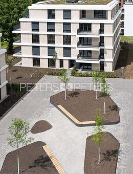 + Familientraum in bester Nachbarschaft: im Grünen mit direktem Anschluss an das Großstadtleben! + - Pinneberg