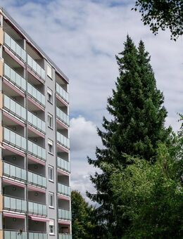 ** BEI UNS SIND SIE GENAU RICHTIG ** 3-Zimmer-Wohnung mit Loggia - Waldshut-Tiengen