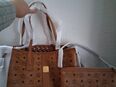 Mcm Shopper LIZ MEDIUM zum Wenden mit Pouch in 52062