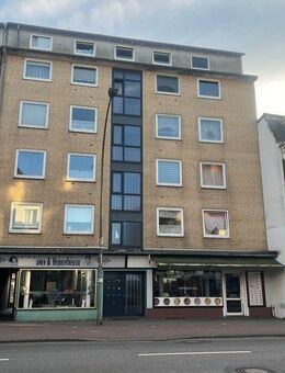 Solides Wohn-/ und Geschäftshaus in direkter Zentrumslage von Elmshorn - Elmshorn