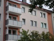 Stadtfeld Ost- 3 Raum-Wohnung mit Balkon - Magdeburg