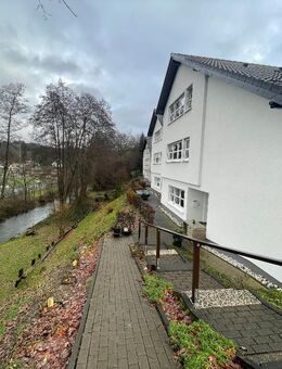 Öffentlich geförderte, gepflegte Vierparteienhausanlage - Brüchermühle zu verkaufen - Reichshof