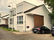 Erstbezug Haus im Haus mit Balkon und Terrasse: 4-Zimmer-Maisonettewhg über 2 Etagen - Vallendar