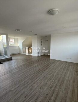 Attraktive 3-Zimmer-Wohnung mit Loggia & Stellplatz in ruhiger Lage (M22L7) - Kitzingen