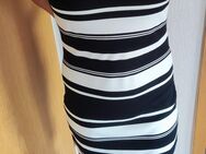 Kleid schwarz/weiß von Esprit Größe M - Genthin