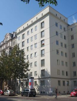 3-Raum-Wohnung in bester Innenstadtlage mit Tageslichtbad, Wanne und Aufzug. - Magdeburg