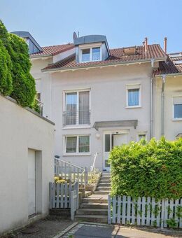 Interessante Chance in Lörrach-Salzert: Reihenendhaus mit Garage und Garten! - Lörrach