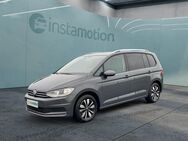 VW Touran, Comfortline |7-S ||||, Jahr 2024 - München