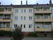 Forst, 3-Raumwohnung mit Balkon am Freibad, Nähe Rosengarten - Forst (Lausitz)