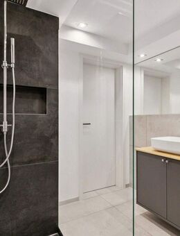 Frisch sanierte 3-Zimmer Wohnung mit Terrasse in Alt-Hürth mit Luxus Bad - einziehen und wohlfühlen - Hürth