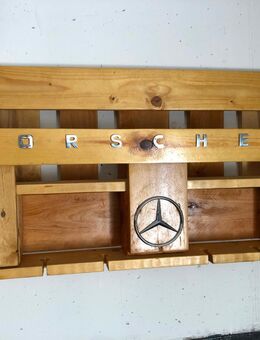 Wand Wein Regal Halter handgemacht Porsche Mercedes Palette Chrom - Warendorf