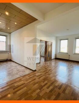 3 Zimmer Wohnung im Ostviertel mit neuem Bodenbelag & Garage! - Gera