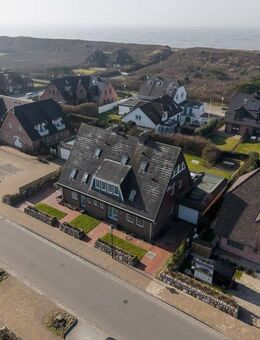 Großzügiges Entwicklungsobjekt direkt am Strandübergang - Sylt