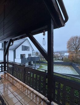 IK |Helle 3-Zimmer-Wohnung mit Balkon & Carport - Bruchmühlbach-Miesau