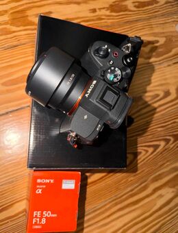 Neuwertig Sony Alpha IV + Objektiv Sony + Restgarantie 1,9 Jahre - Hamburg Altstadt