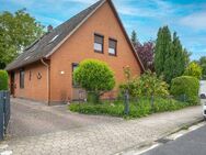 Freistehendes Einfamilienhaus mit Vollkeller und Garage - Hamburg