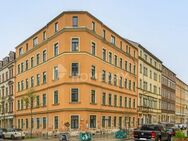 Attraktive Altbau-Wohnung mit 2 Zimmern, Balkon und Tageslichtbad in Dresden - Dresden