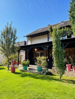 Exklusives Einfamilienhaus im Villenstil - vollständig renoviert! - Wertingen