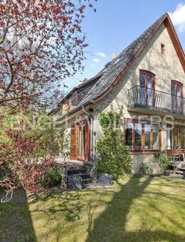 Leben im Villenviertel - Attraktives Wohnhaus mit zwei Einheiten in Bestlage - Hamburg