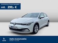 VW Golf, 1.5 TSI Life, Jahr 2023 - Wendlingen (Neckar)