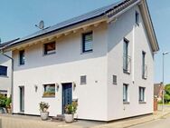 Freistehendes A+ Energiesparhaus mit großer Terrasse, ohne Gartenanteil - Groß Gerau